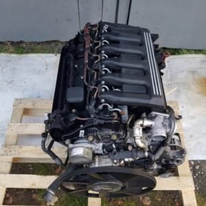 5801029627848363048 BMW E39 530d M57D30 Engine