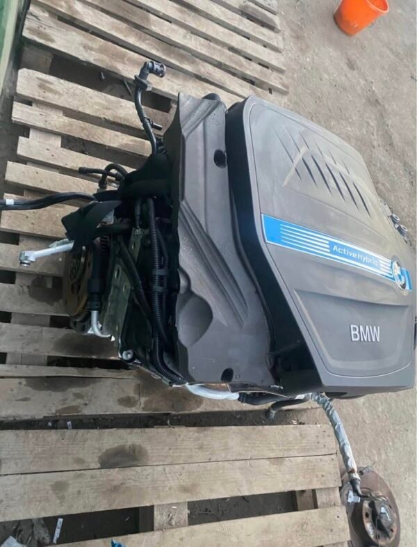 BMW F30 335i engine