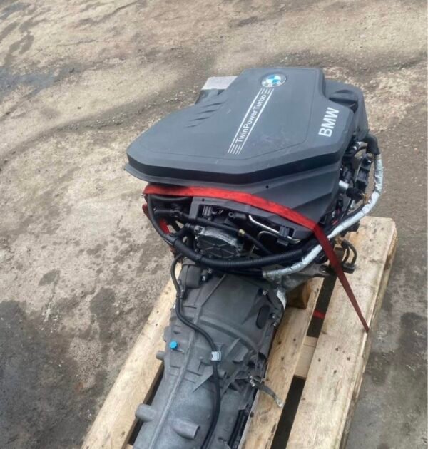 BMW F32 420i engine