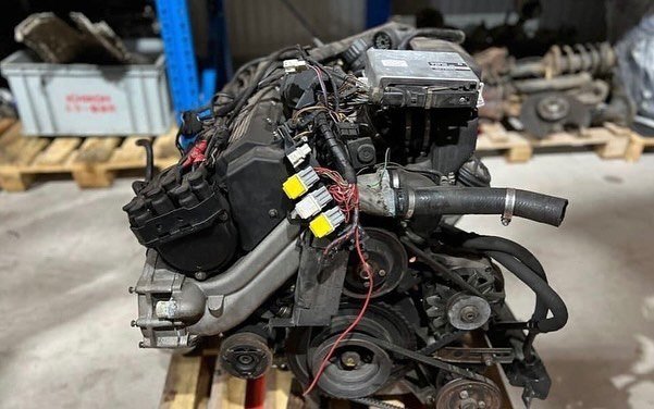 E34 S38B36 engine