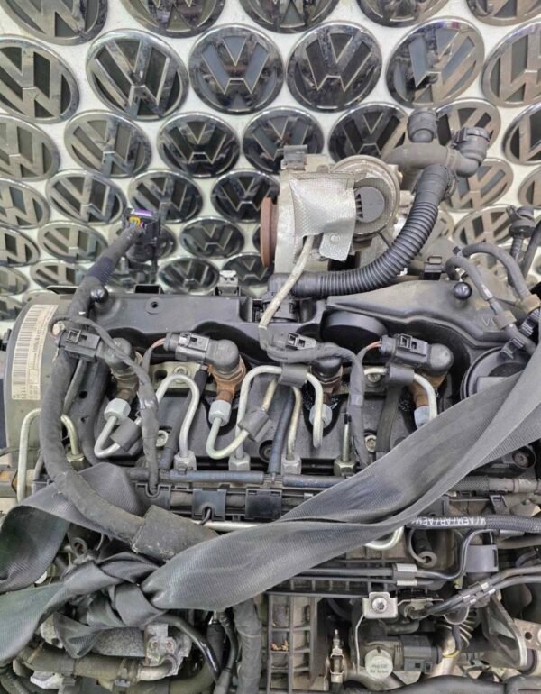 VW Touran 1.6 TDI engine VW Touran 1.6 TDI engine