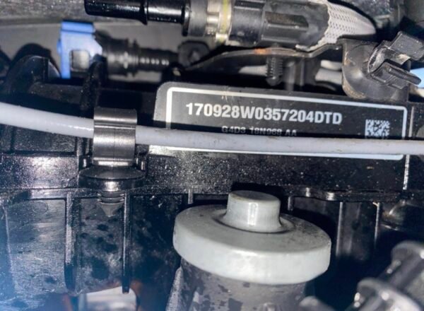 5850177707415637992 Jaguar XE 204DTD Engine 2017