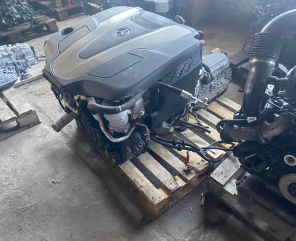 E350 OM642 engine