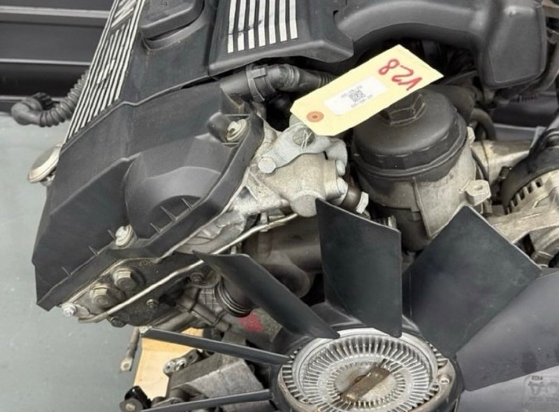 BMW E90 325i N52B25 Engine 2007, 187,500 km — photo 1